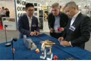 我市组团首次亮相捷克钟表珠宝展--深圳智能手表受关注